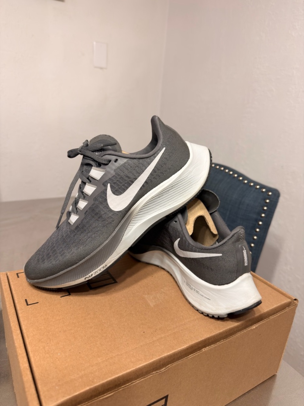 Nike Zoom Pegasus 37 Grey/White Runaway Mesh Trainers Size 7